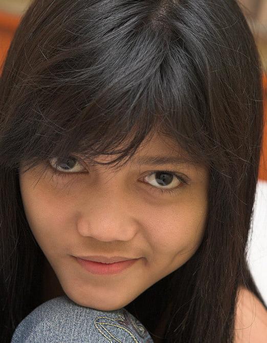15P Hot Indonesian Girl 4 (Miss Legend)