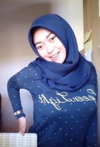25P Indonesian Hijaber 1