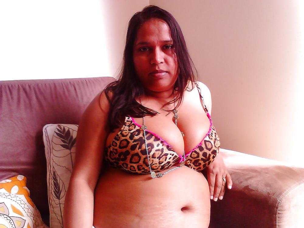 25P Somebody elses big titted chubby indian wife 
