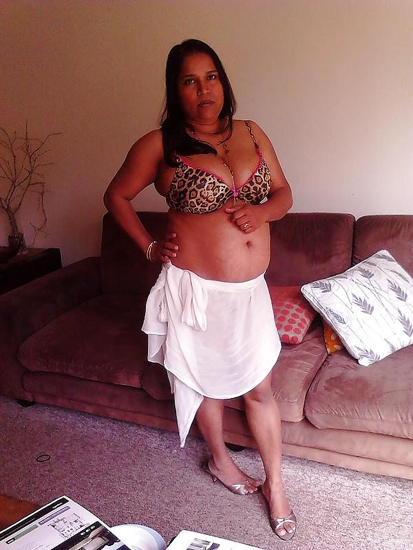 25P Somebody elses big titted chubby indian wife 