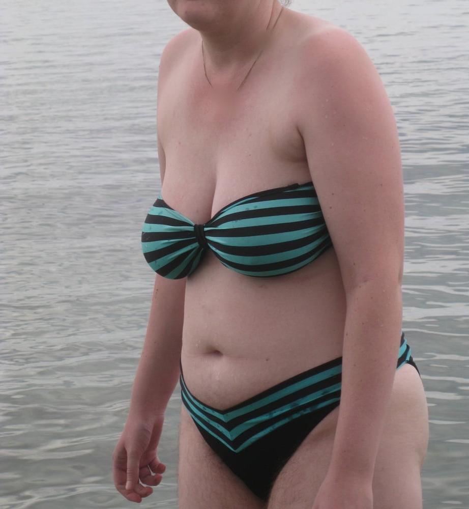 16P 705 - my wife Annett - beach voyeur and home with bikini