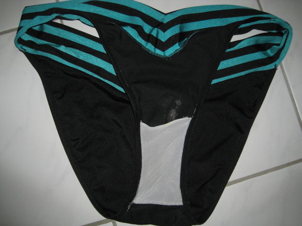 16P 705 - my wife Annett - beach voyeur and home with bikini