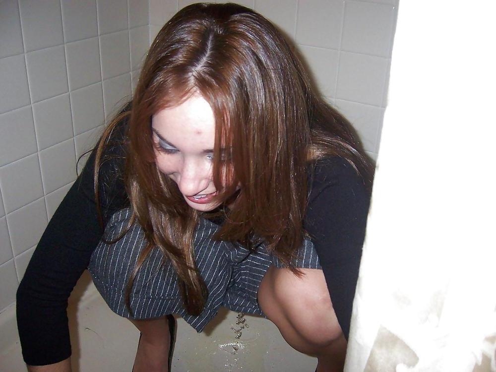 25P Caught Squatting - 1