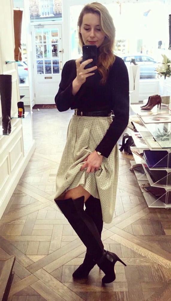 25P Insta Milfs &amp; Gilfs Wearing Boots no. 26