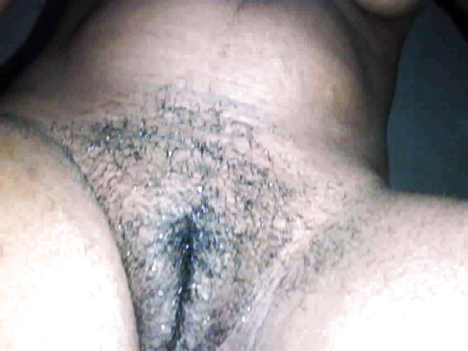 7P Nice ebony pussy