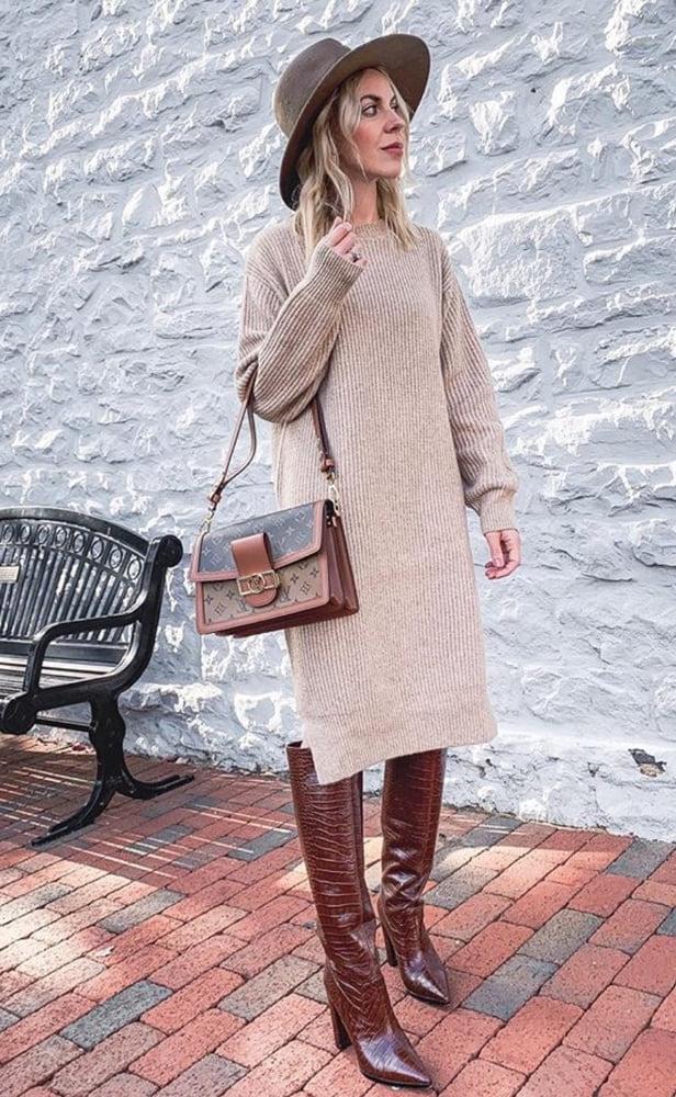 25P Insta Milfs &amp; Gilfs Wearing Boots no.35