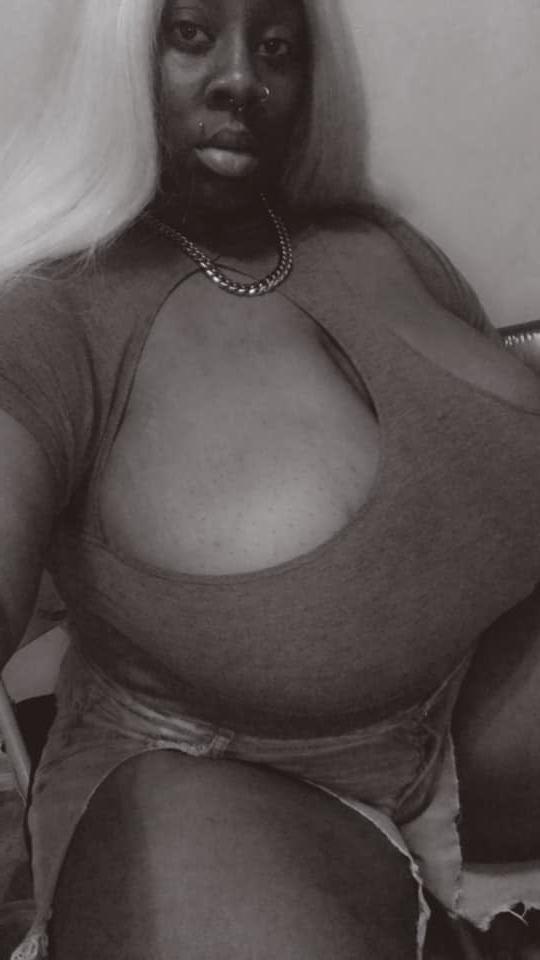 17P BBW Baddies 20