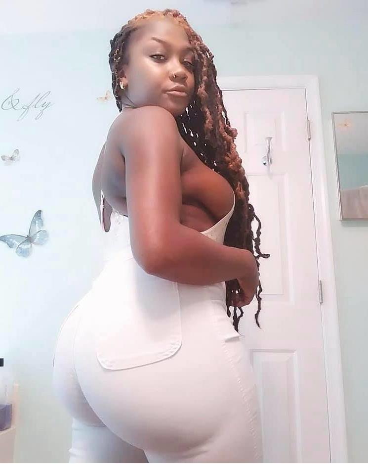 17P BBW Baddies 20