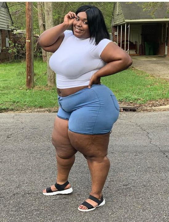17P BBW Baddies 20