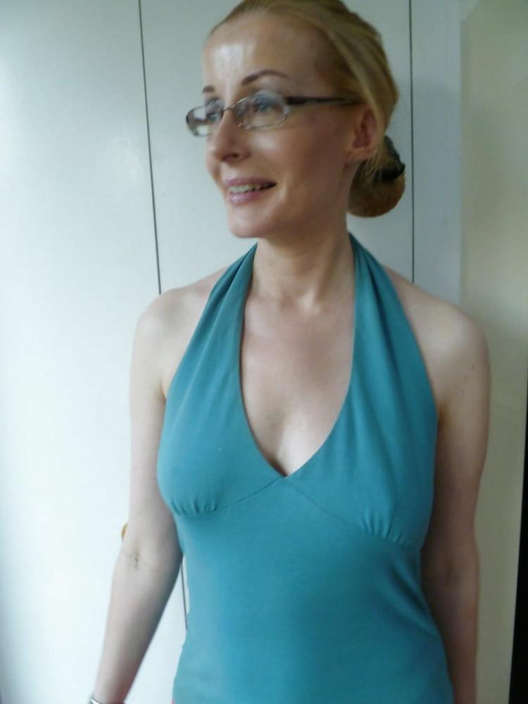 6P A cuck husband  wanted to expose his slutty wife(37)