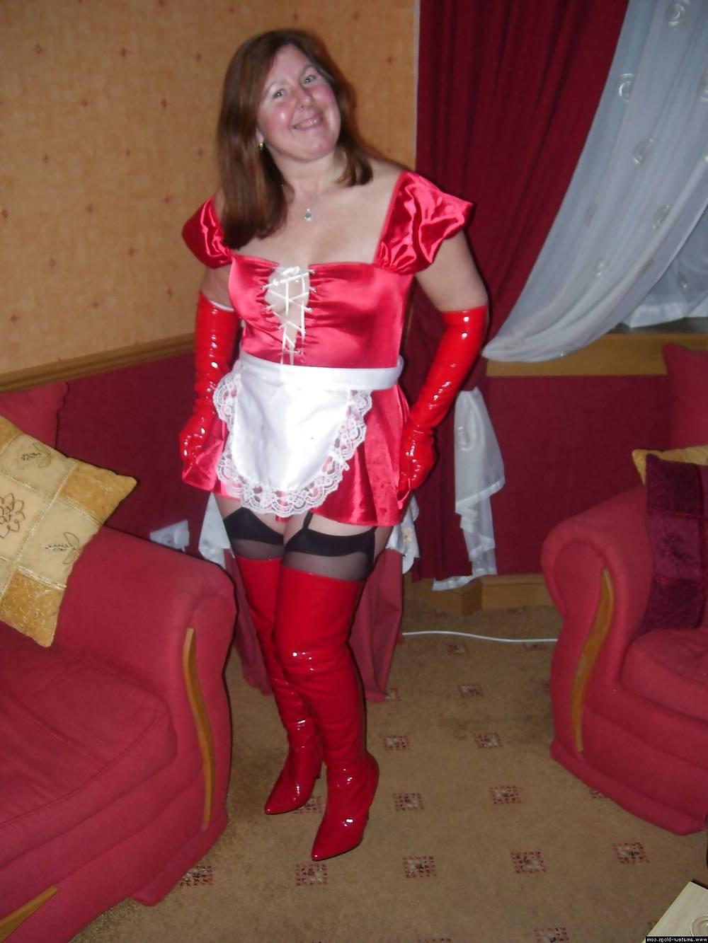 7P Slutty PVc maid in thighboots