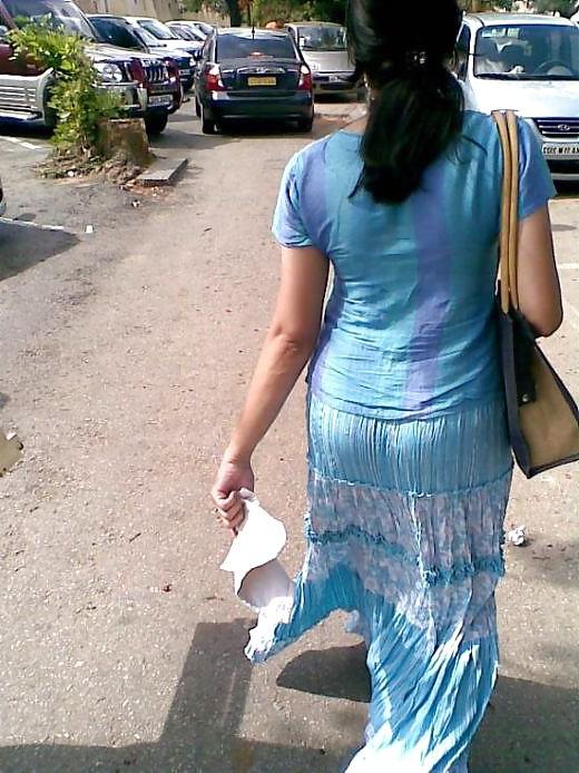 25P INDIAN ASS PICS