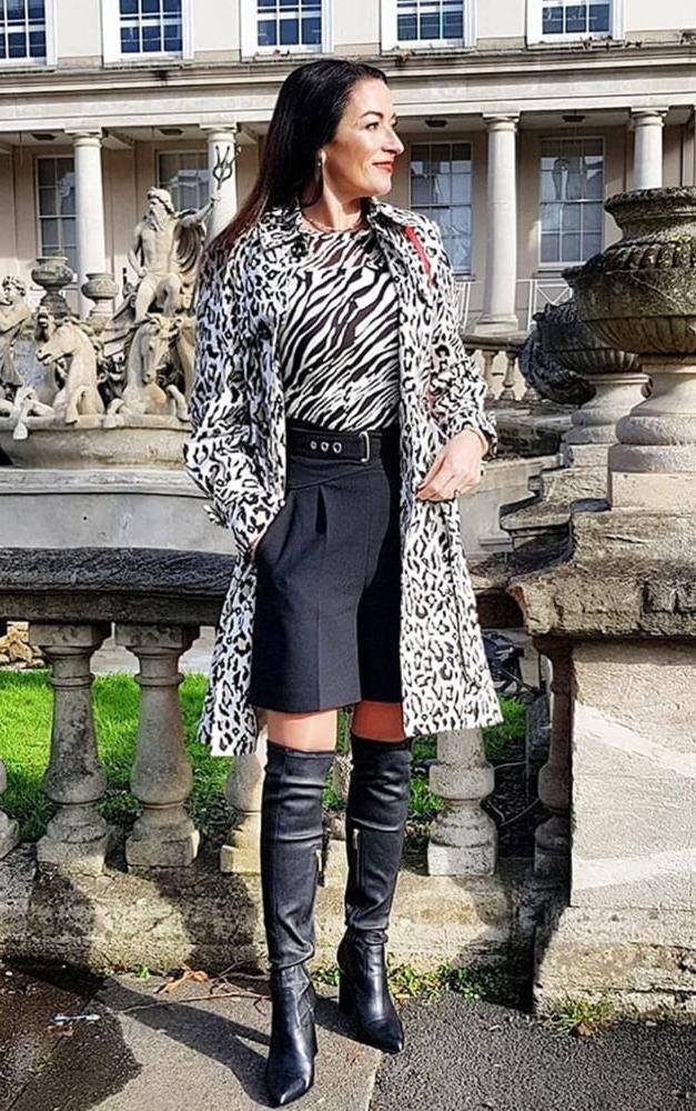 25P Insta Milfs &amp; Gilfs Wearing Boots no.32