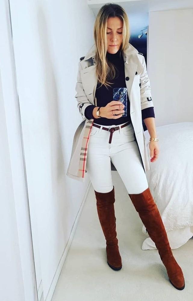 25P Insta Milfs &amp; Gilfs Wearing Boots no.32