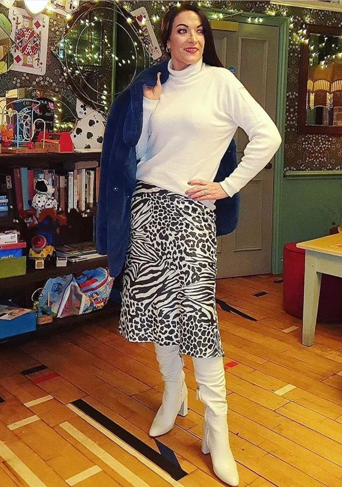 25P Insta Milfs &amp; Gilfs Wearing Boots no.32