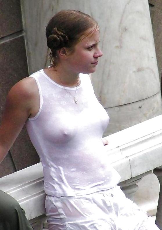 25P Beautiful Wet TShirt Babes By TROC