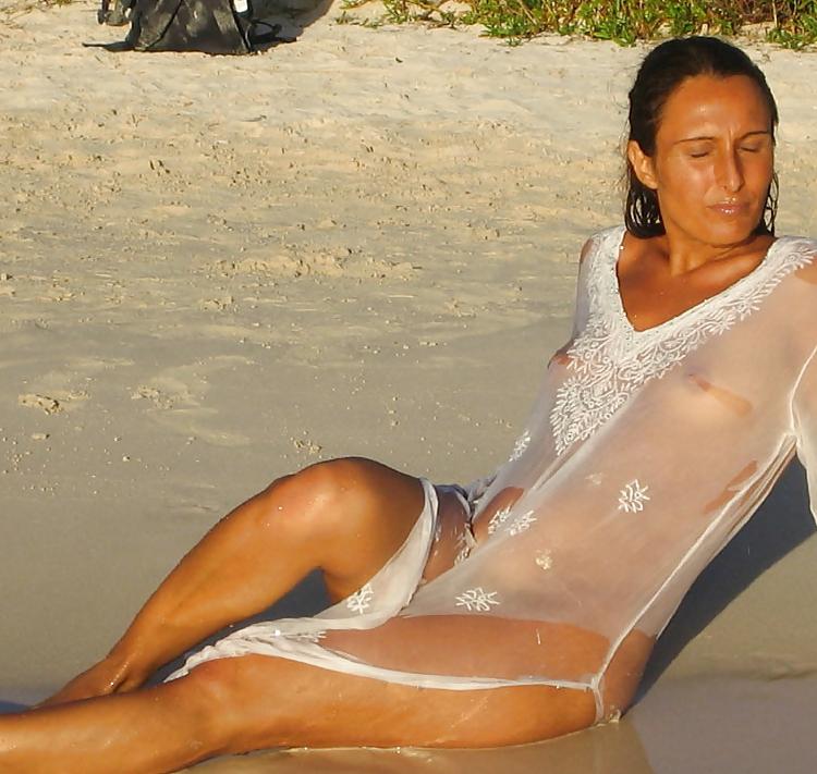 25P Beautiful Wet TShirt Babes By TROC