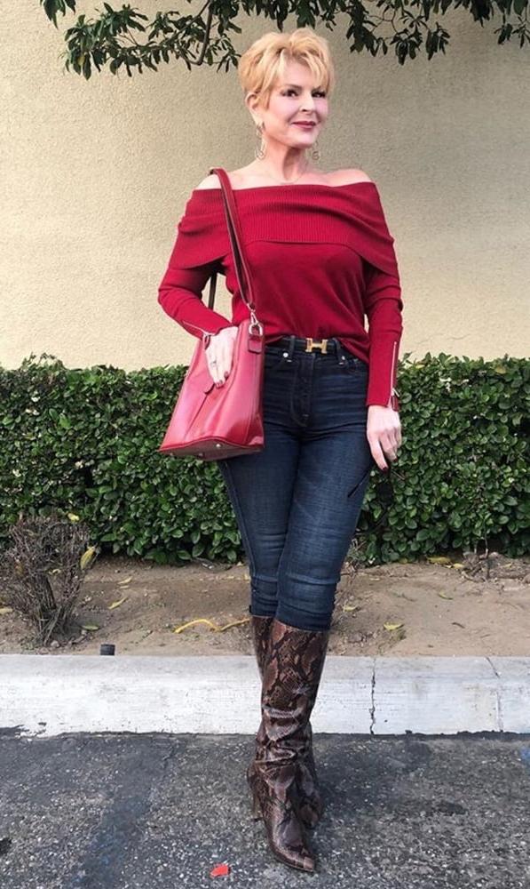25P Insta Milfs &amp; Gilfs Wearing Boots no.20