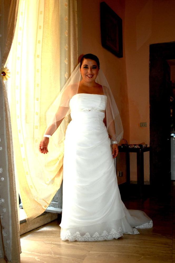 25P Patrizia, a hot curvy Italian wife 2