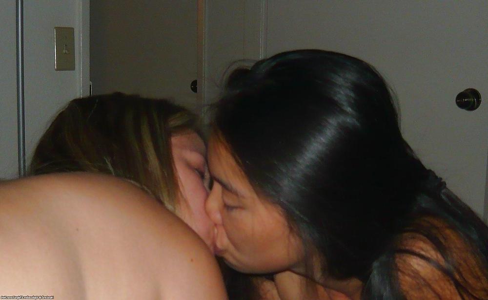 25P Jamies Threesome