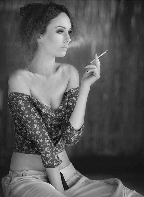 25P lovely smoking 15