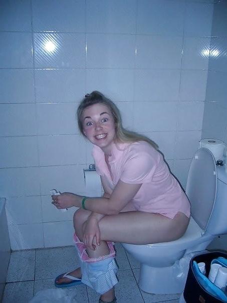 25P Caught Peeing Exposed and Humiliated 4