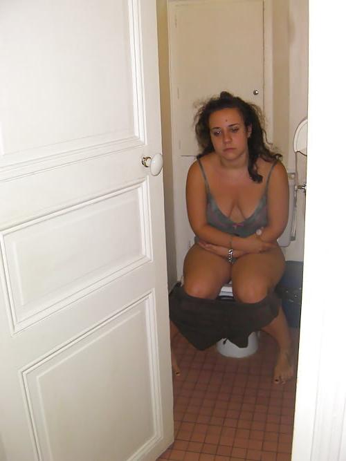 25P Caught Peeing Exposed and Humiliated 4
