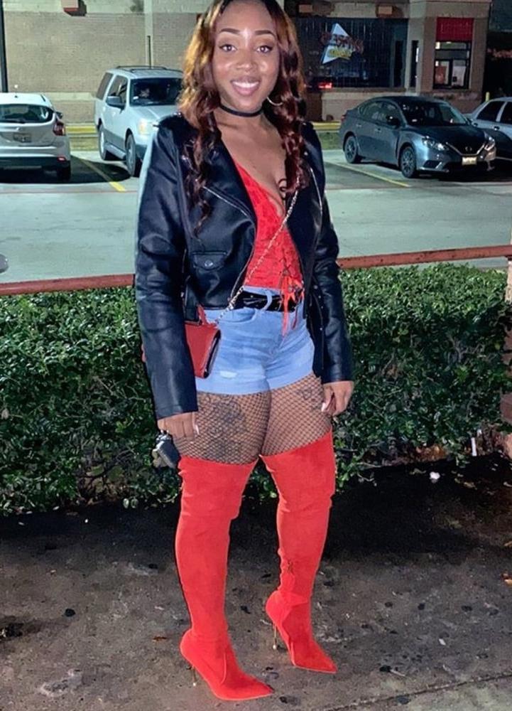 25P Insta Milfs &amp; Gilfs Wearing Boots no.33
