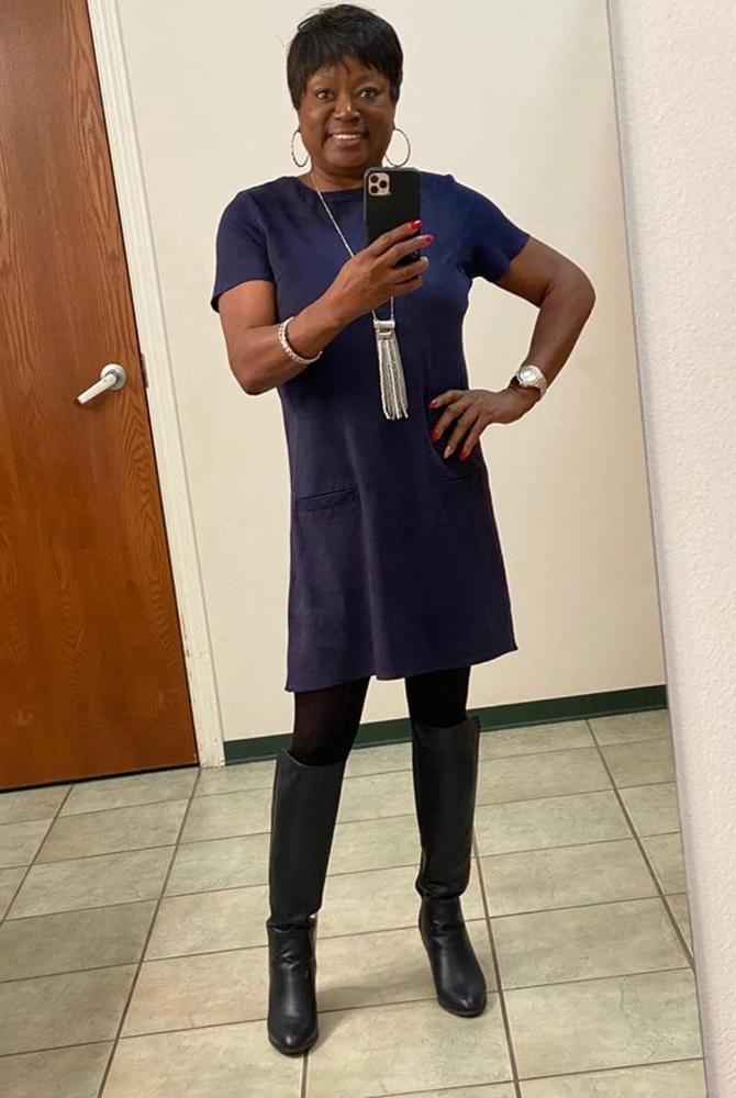 25P Insta Milfs &amp; Gilfs Wearing Boots no.33