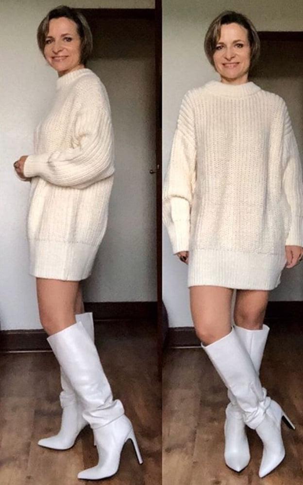 25P Insta Milfs &amp; Gilfs Wearing Boots no.33