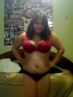 25P 18 With Huge Boobs