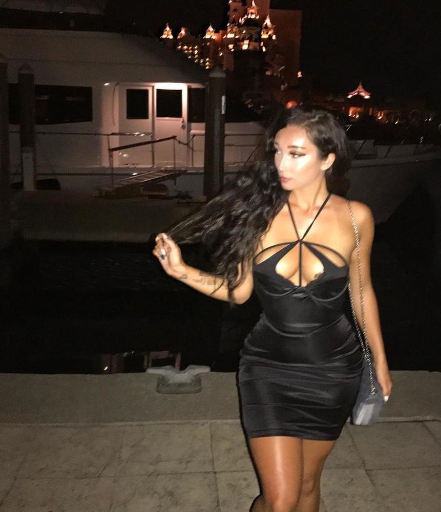 25P Super Hot Slut 17