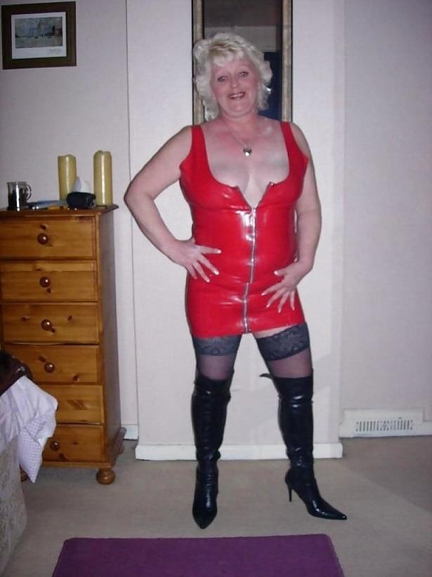 25P Bonus boots 8
