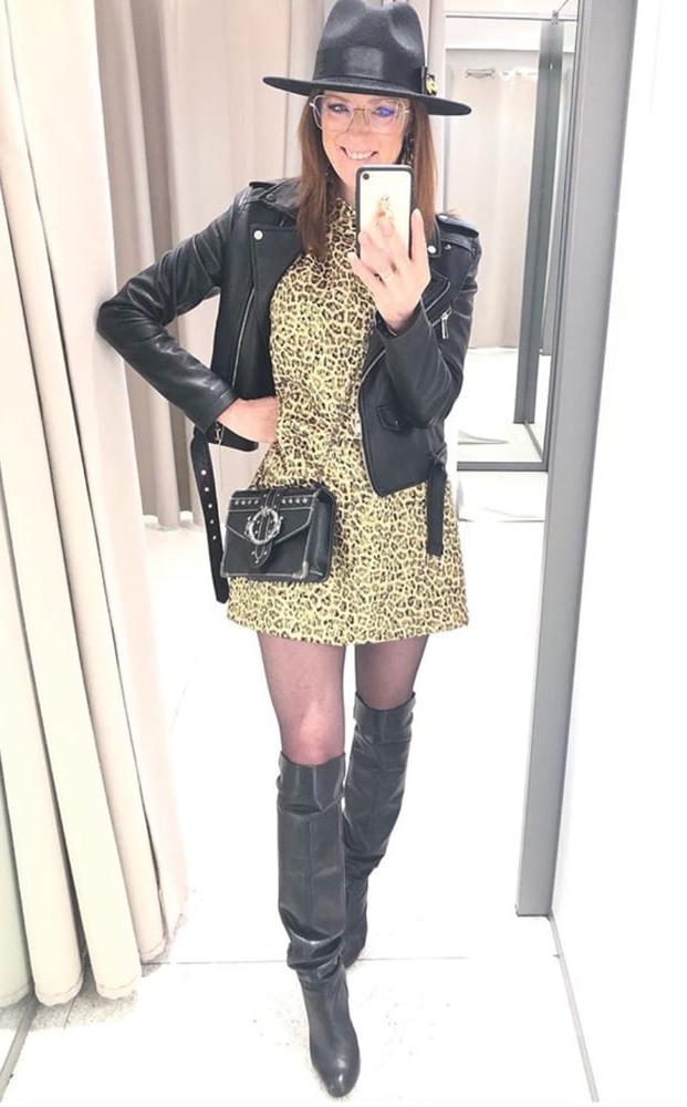 25P Insta Milfs &amp; Gilfs Wearing Boots no.28