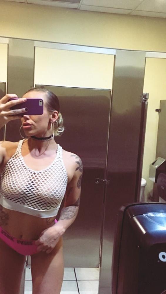 25P Super Hot Slut 3