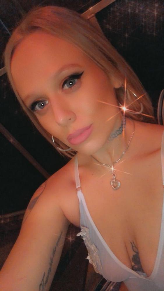 25P Super Hot Slut 3