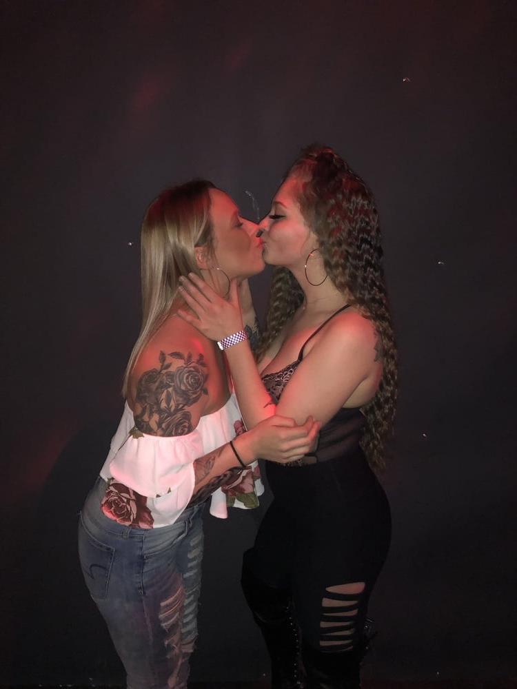 25P Super Hot Slut 3