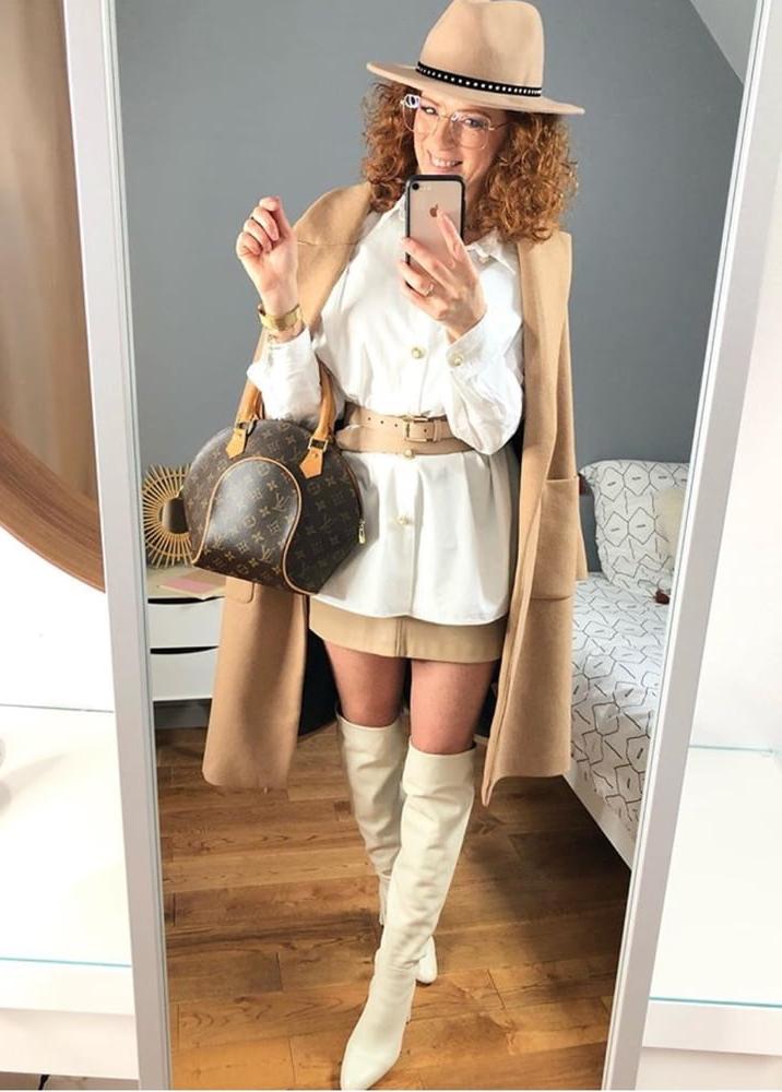 25P Insta Milfs &amp; Gilfs Wearing Boots no.27