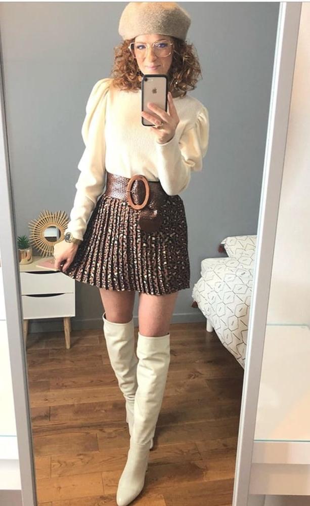 25P Insta Milfs &amp; Gilfs Wearing Boots no.27
