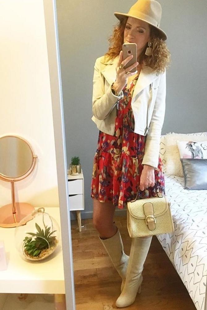 25P Insta Milfs &amp; Gilfs Wearing Boots no.27
