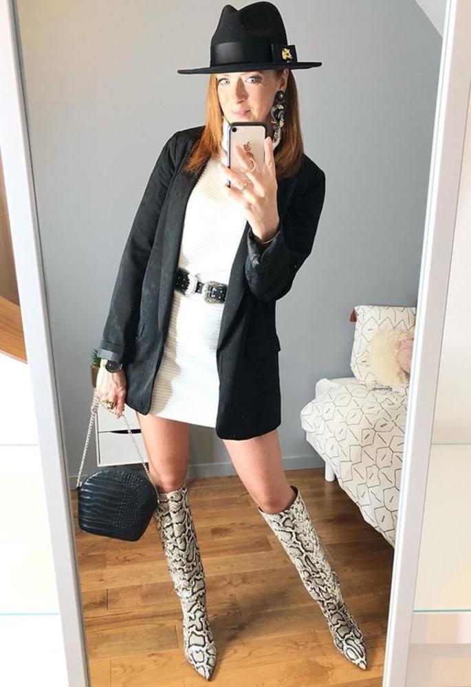 25P Insta Milfs &amp; Gilfs Wearing Boots no.27