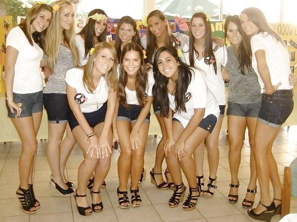 25P Hot Young Sorority Sluts 