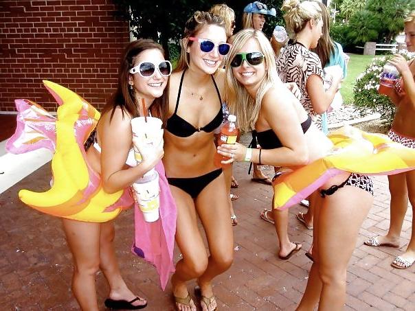 25P Hot Young Sorority Sluts 