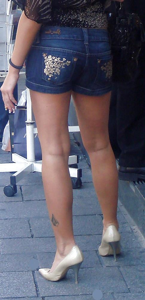 20P Babes on Heels -4-