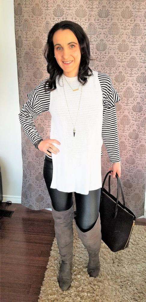 25P Milfs &amp; Gilfs wearing boots no.46