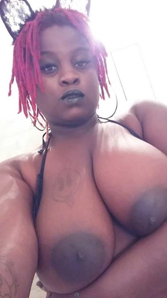 25P Black Series 03: From MILF to GILF with Matures in between