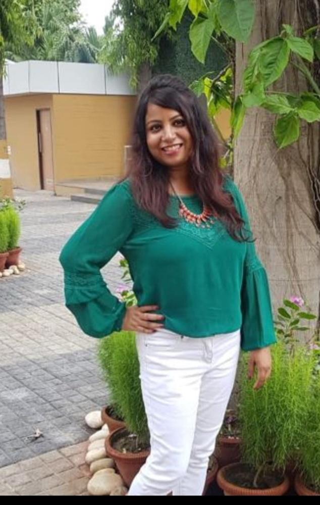 23P Indian Women Dressed 2