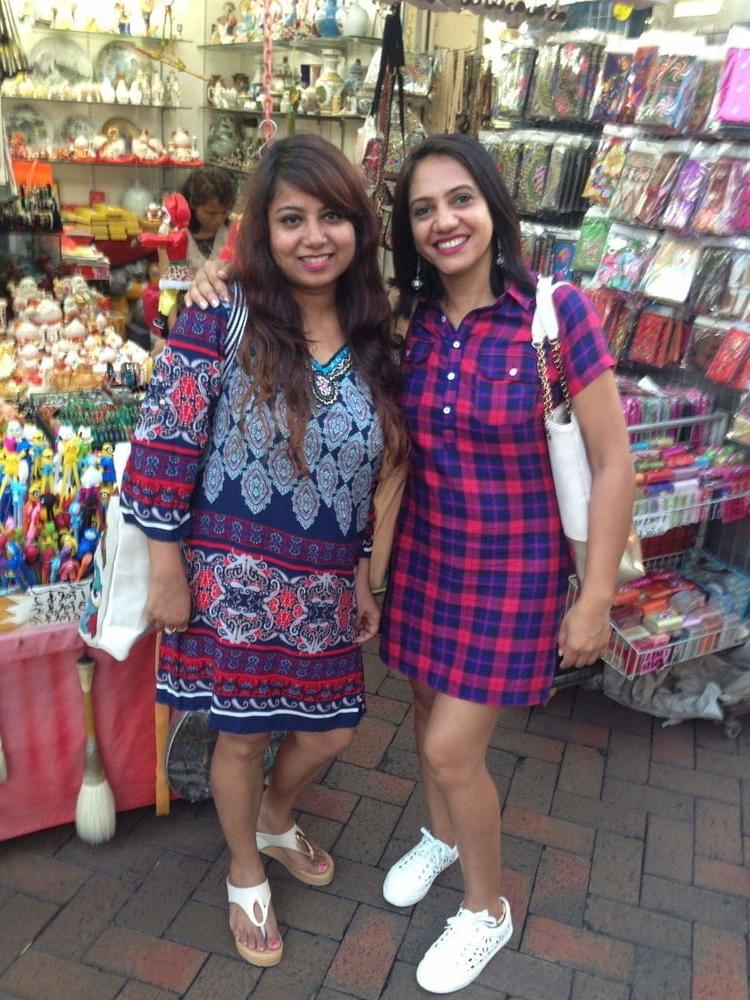 23P Indian Women Dressed 2