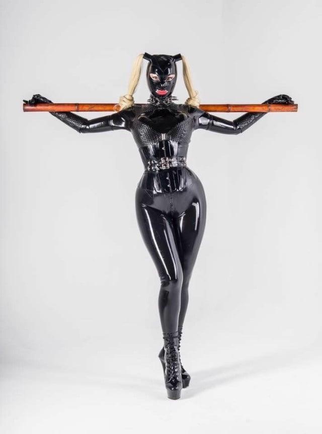 25P Girls in bondage 9