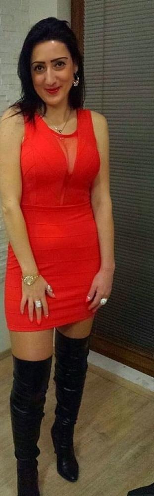 25P Insta Milfs &amp; Gilfs Wearing Boots no.24